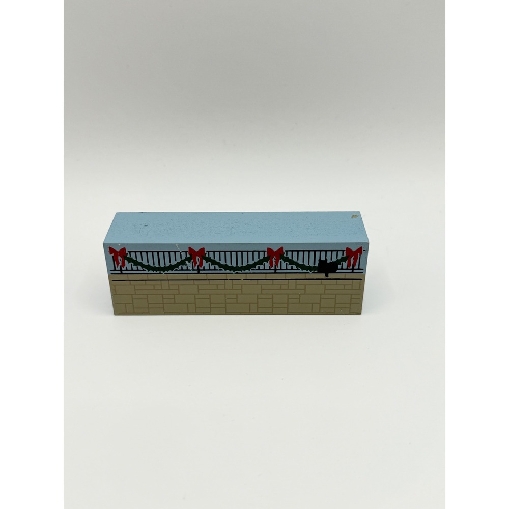 The Cat's Meow Village Stone Fence Christmas‎ Holiday Wood Shelf Sitter